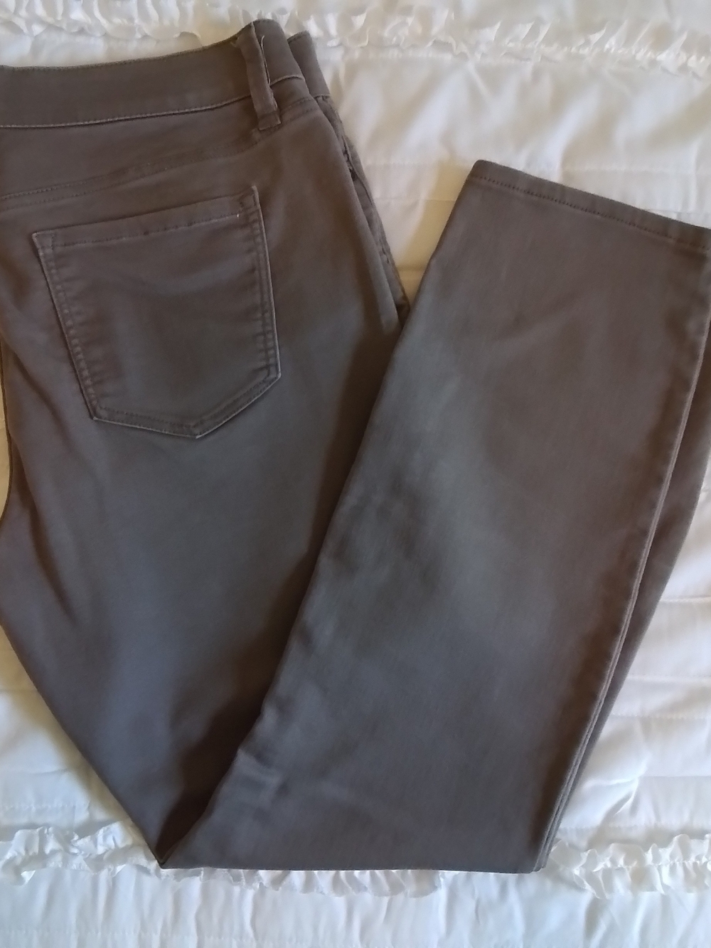 Liz Claiborne Women’s Straight Leg Jeans in Brown